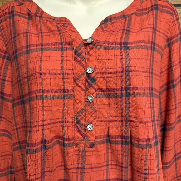 Eddie Bauer size medium Orange plaid tunic length  Buttoned Blouse - Picture 8 of 8
